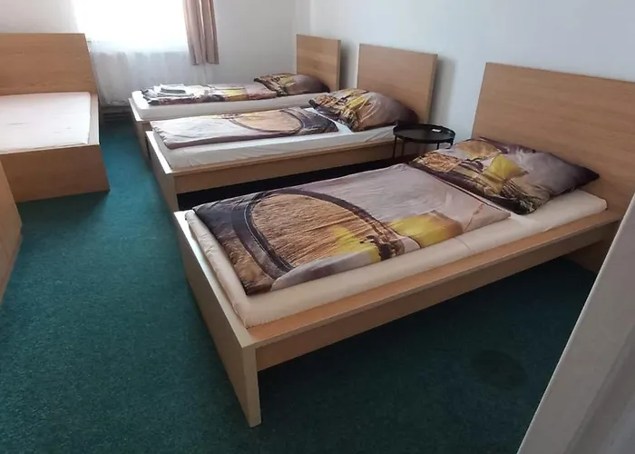 Eska S Pivovarem Mj 3* Jince